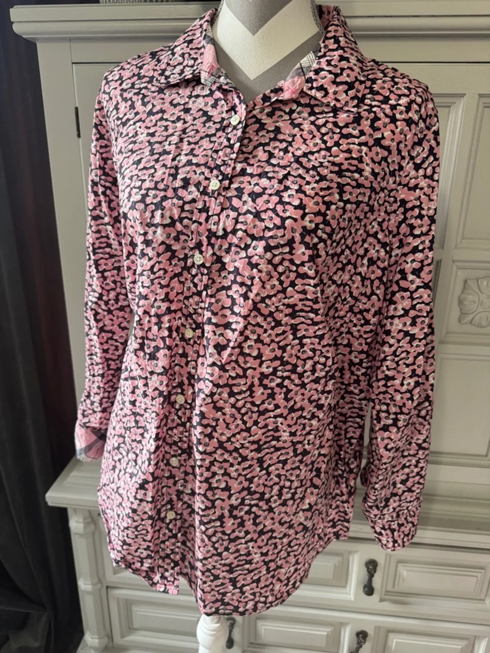 Talbots Women’s Petite Long Sleeve Pink Floral Button-Up Shirt Size 16WP - Picture 2 of 11